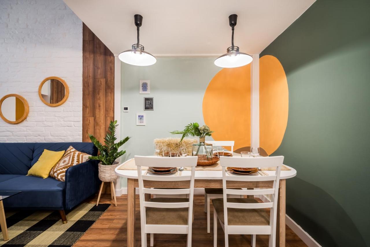 Colorful Designer In The Heart Of Apartment